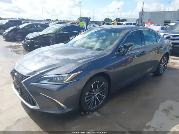 58ADZ1B11PU143484 2023 LEXUS ES - Image 2