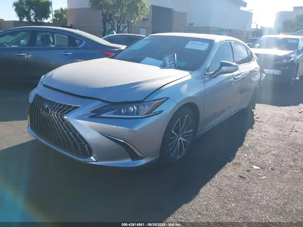 58ADZ1B11PU158406 2023 LEXUS ES - Image 2