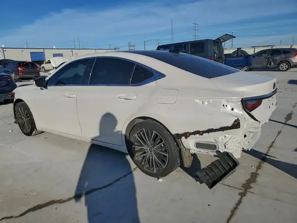 58ADZ1B11PU158647 2023 LEXUS ES - Image 2