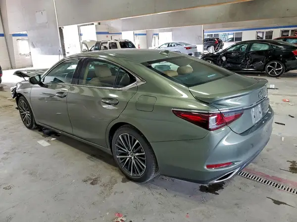 58ADZ1B11RU165875 2024 LEXUS ES - Image 2