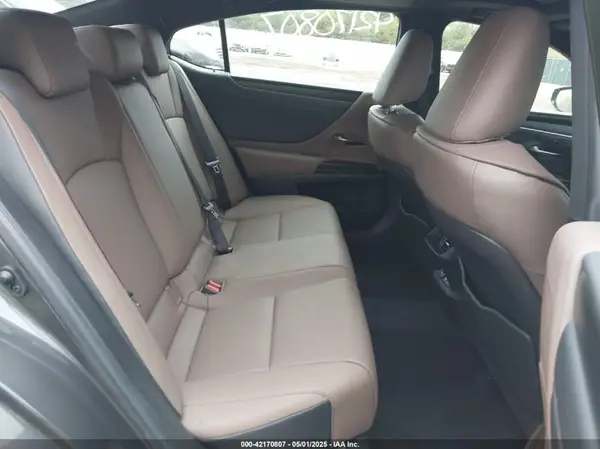 58ADZ1B11RU181039 2024 LEXUS ES - Image 8