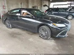 58ADZ1B11SU193312 2025 LEXUS ES