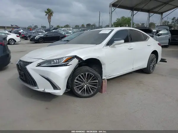 58ADZ1B11SU208469 2025 LEXUS ES - Image 2
