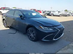 58ADZ1B11SU215003 2025 LEXUS ES