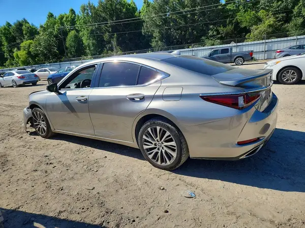 58ADZ1B12LU065307 2020 LEXUS ES - Image 2