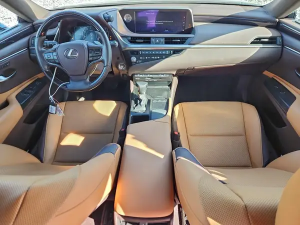 58ADZ1B12MU085851 2021 LEXUS ES - Image 8