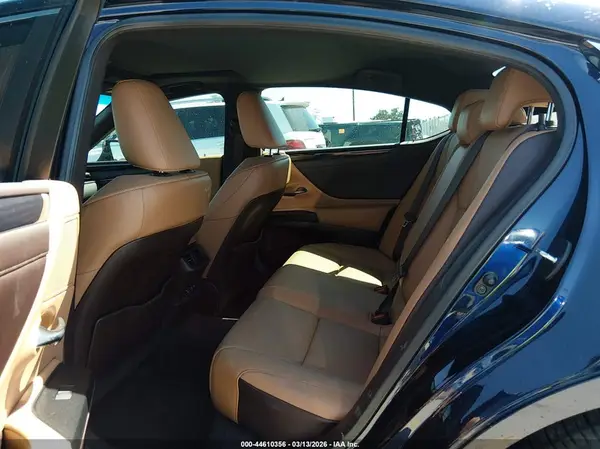 58ADZ1B12MU087261 2021 LEXUS ES - Image 8
