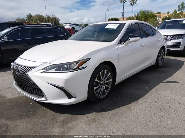 58ADZ1B12MU089205 2021 LEXUS ES - Image 2