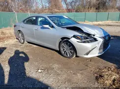 58ADZ1B12MU099197 2021 LEXUS ES