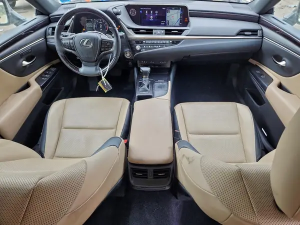 58ADZ1B12MU101966 2021 LEXUS ES - Image 8