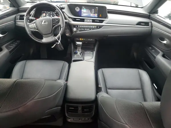 58ADZ1B12MU102678 2021 LEXUS ES - Image 8