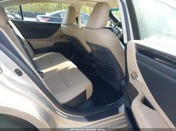 58ADZ1B12MU105466 2021 LEXUS ES - Image 8