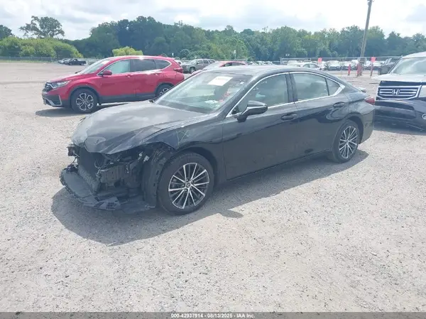 58ADZ1B12NU128215 2022 LEXUS ES - Image 2