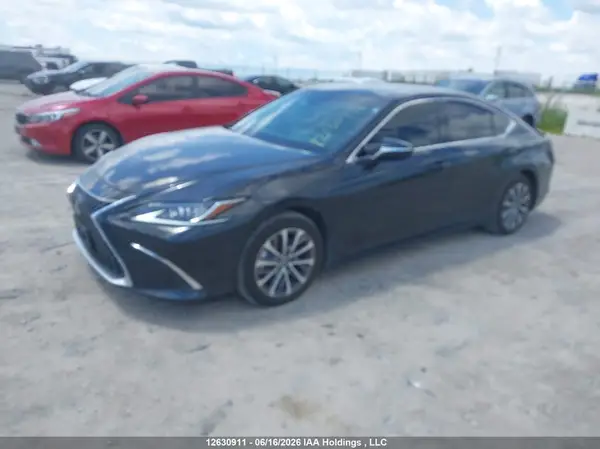 58ADZ1B12PU143915 2023 LEXUS ES - Image 2