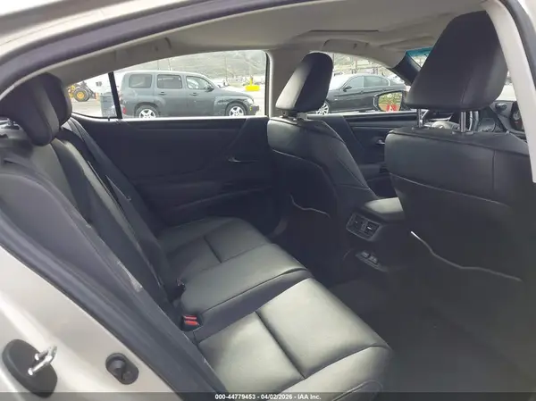 58ADZ1B12PU147415 2023 LEXUS ES - Image 8