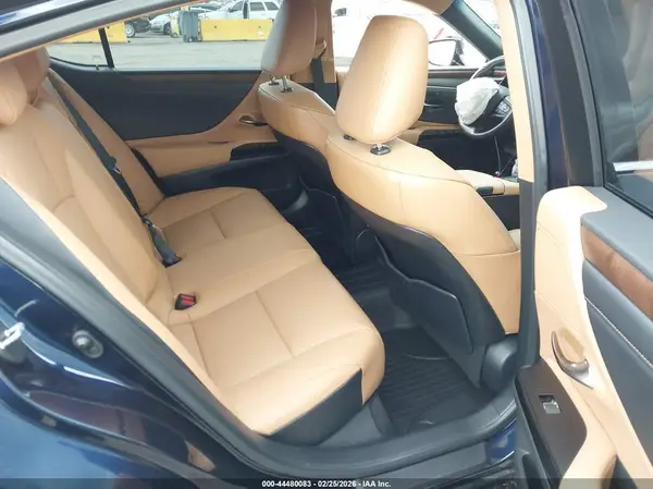 58ADZ1B12PU151545 2023 LEXUS ES - Image 8