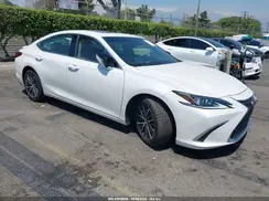 58ADZ1B12PU154154 2023 LEXUS ES