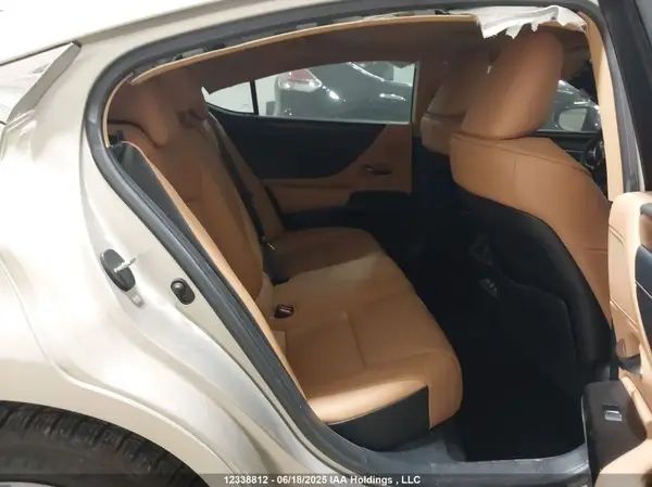 58ADZ1B12PU154297 2023 LEXUS ES - Image 8