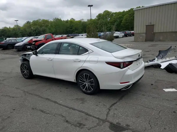 58ADZ1B12RU162502 2024 LEXUS ES - Image 2
