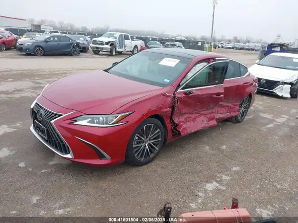 58ADZ1B12RU163133 2024 LEXUS ES - Image 2