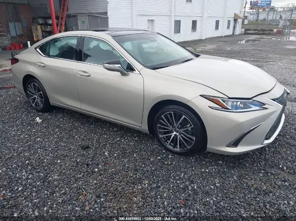 58ADZ1B12RU164220 2024 LEXUS ES - Image 1