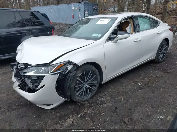 58ADZ1B12RU180899 2024 LEXUS ES - Image 2