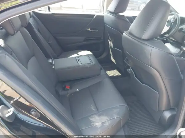58ADZ1B12SU188961 2025 LEXUS ES - Image 8