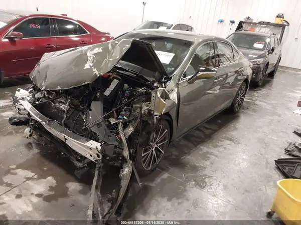58ADZ1B12SU208433 2025 LEXUS ES - Image 2