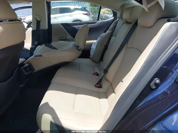 58ADZ1B13LU052193 2020 LEXUS ES - Image 8