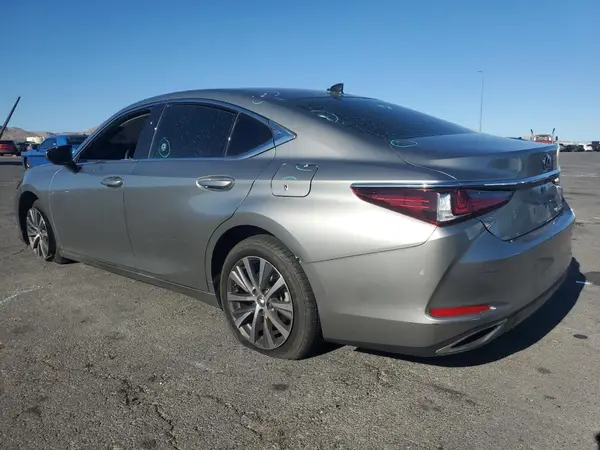 58ADZ1B13LU058267 2020 LEXUS ES - Image 2
