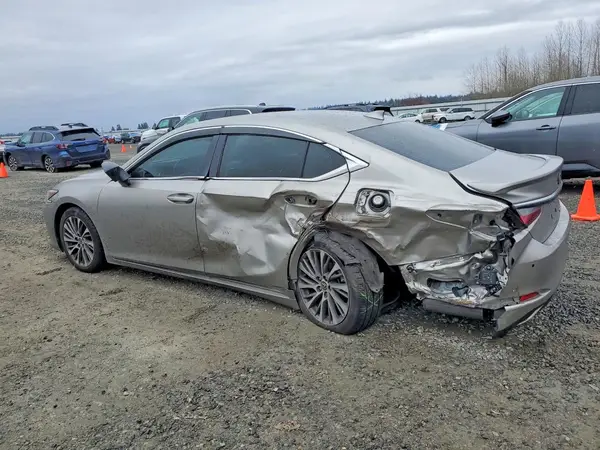 58ADZ1B13LU061007 2020 LEXUS ES - Image 2
