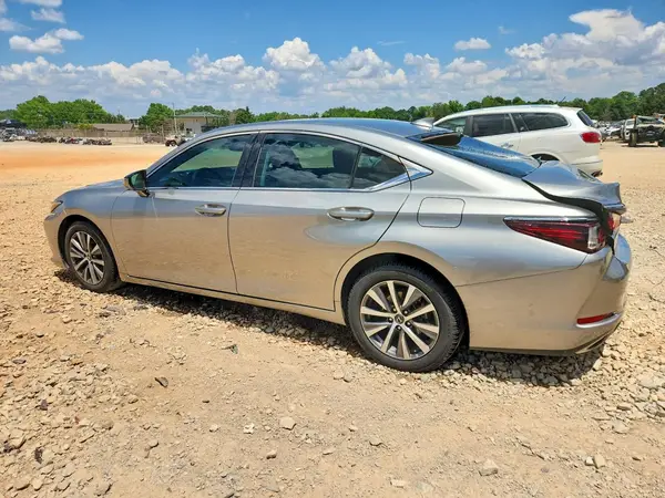 58ADZ1B13LU062612 2020 LEXUS ES - Image 2