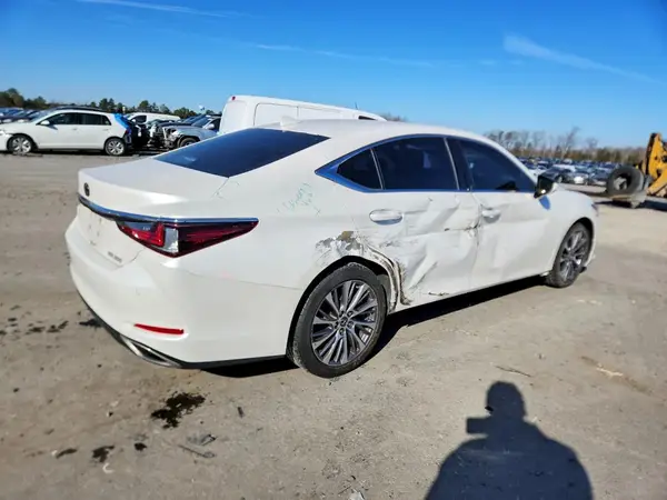 2020 LEXUS ES COPART lot 72609755 auction photo 3