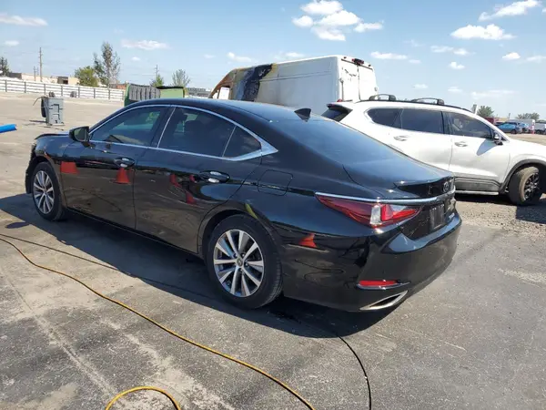 58ADZ1B13LU075134 2020 LEXUS ES - Image 2