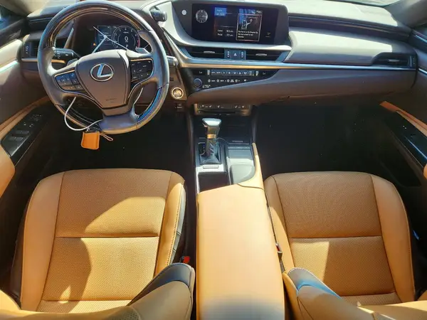 58ADZ1B13LU082326 2020 LEXUS ES - Image 8