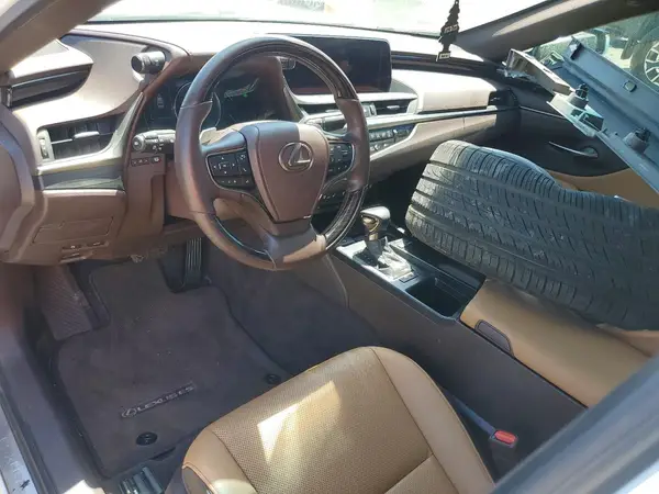 58ADZ1B13MU087060 2021 LEXUS ES - Image 8