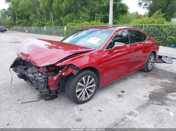 58ADZ1B13MU088029 2021 LEXUS ES - Image 2