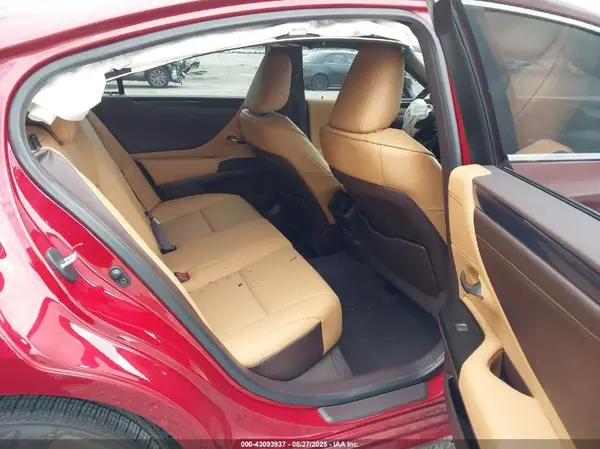 58ADZ1B13MU088029 2021 LEXUS ES - Image 8