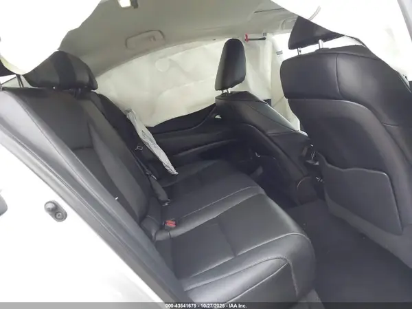 58ADZ1B13MU088967 2021 LEXUS ES - Image 8