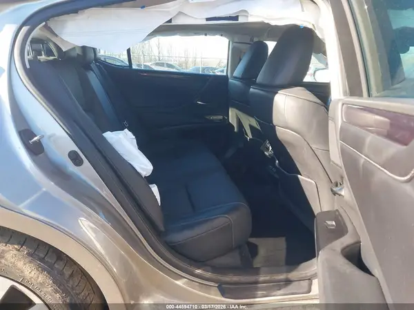 58ADZ1B13MU095708 2021 LEXUS ES - Image 8