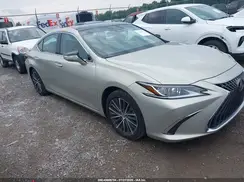 58ADZ1B13NU138350 2022 LEXUS ES