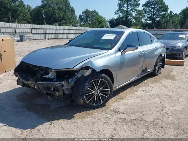 58ADZ1B13PU142787 2023 LEXUS ES - Image 2