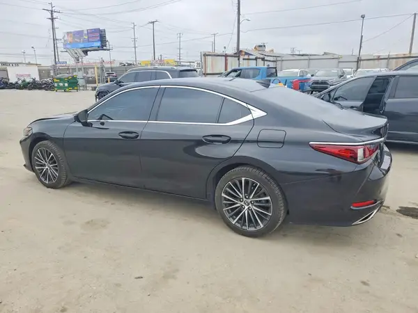 58ADZ1B13PU143681 2023 LEXUS ES - Image 2