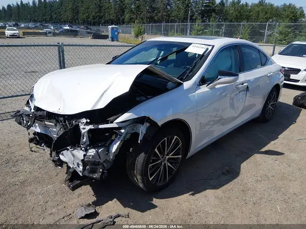 58ADZ1B13PU145544 2023 LEXUS ES - Image 2