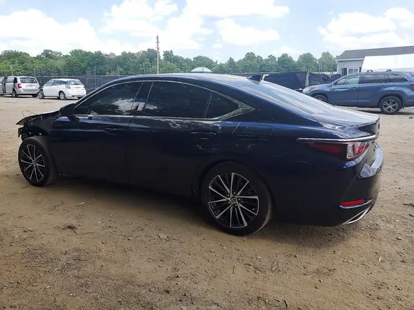 58ADZ1B13RU167448 2024 LEXUS ES - Image 2