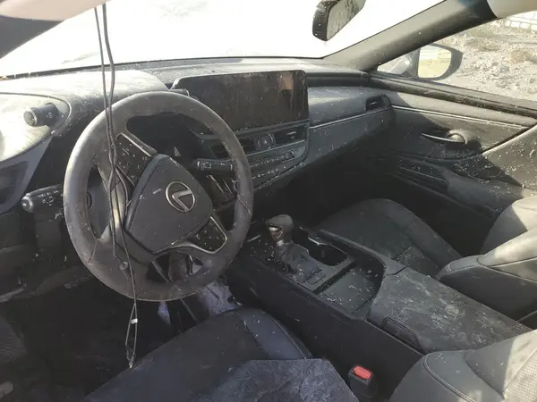 58ADZ1B13RU168129 2024 LEXUS ES - Image 8