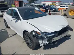 58ADZ1B13RU179437 2024 LEXUS ES