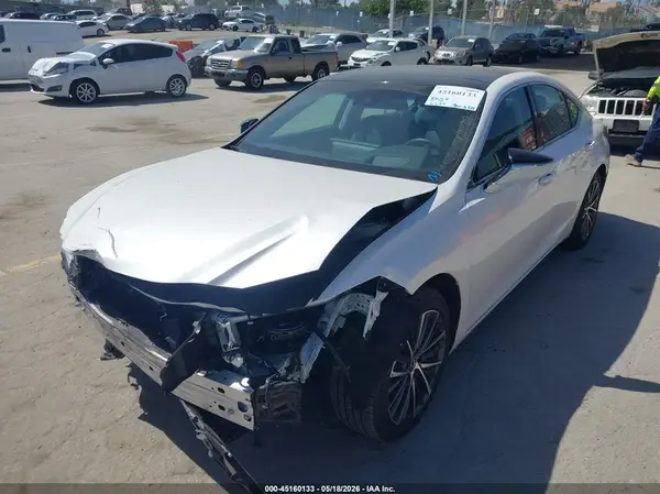 58ADZ1B13RU179437 2024 LEXUS ES - Image 2