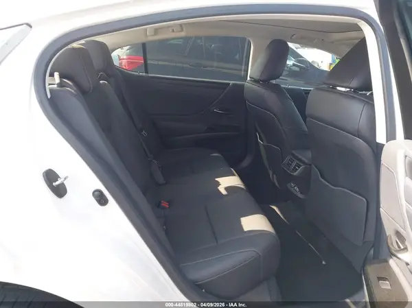58ADZ1B13RU182032 2024 LEXUS ES - Image 8