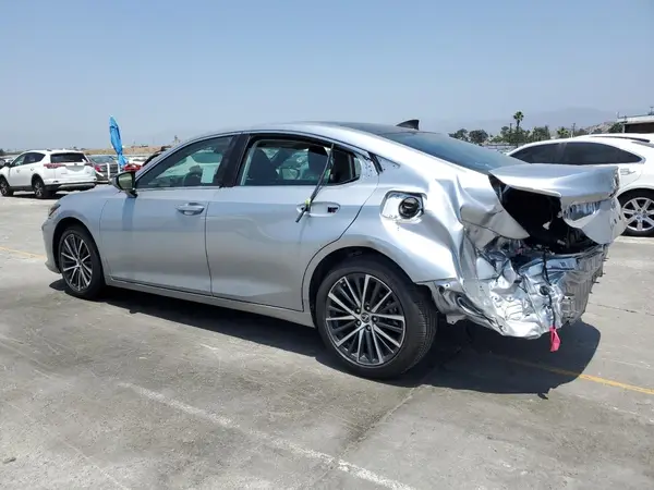 58ADZ1B13SU187169 2025 LEXUS ES - Image 2